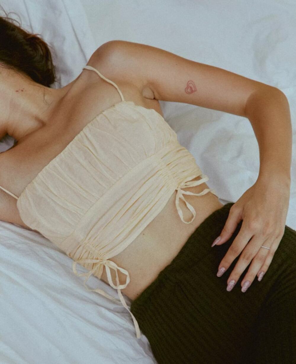 Urban Outfitters Deja Cropped 100% Cotton Milkmaid Cream Cinched Cami Size Small